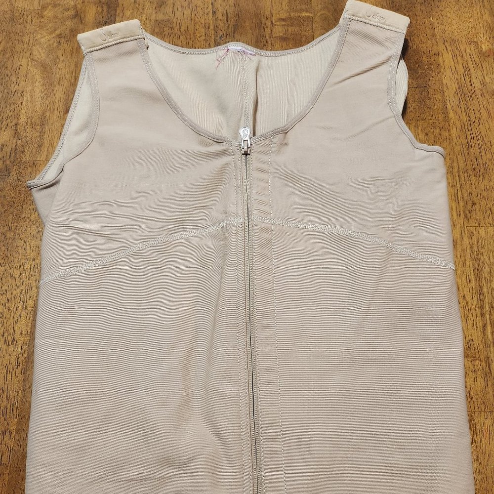 VERY NICE Men's Salome Nude Vest Shapewear